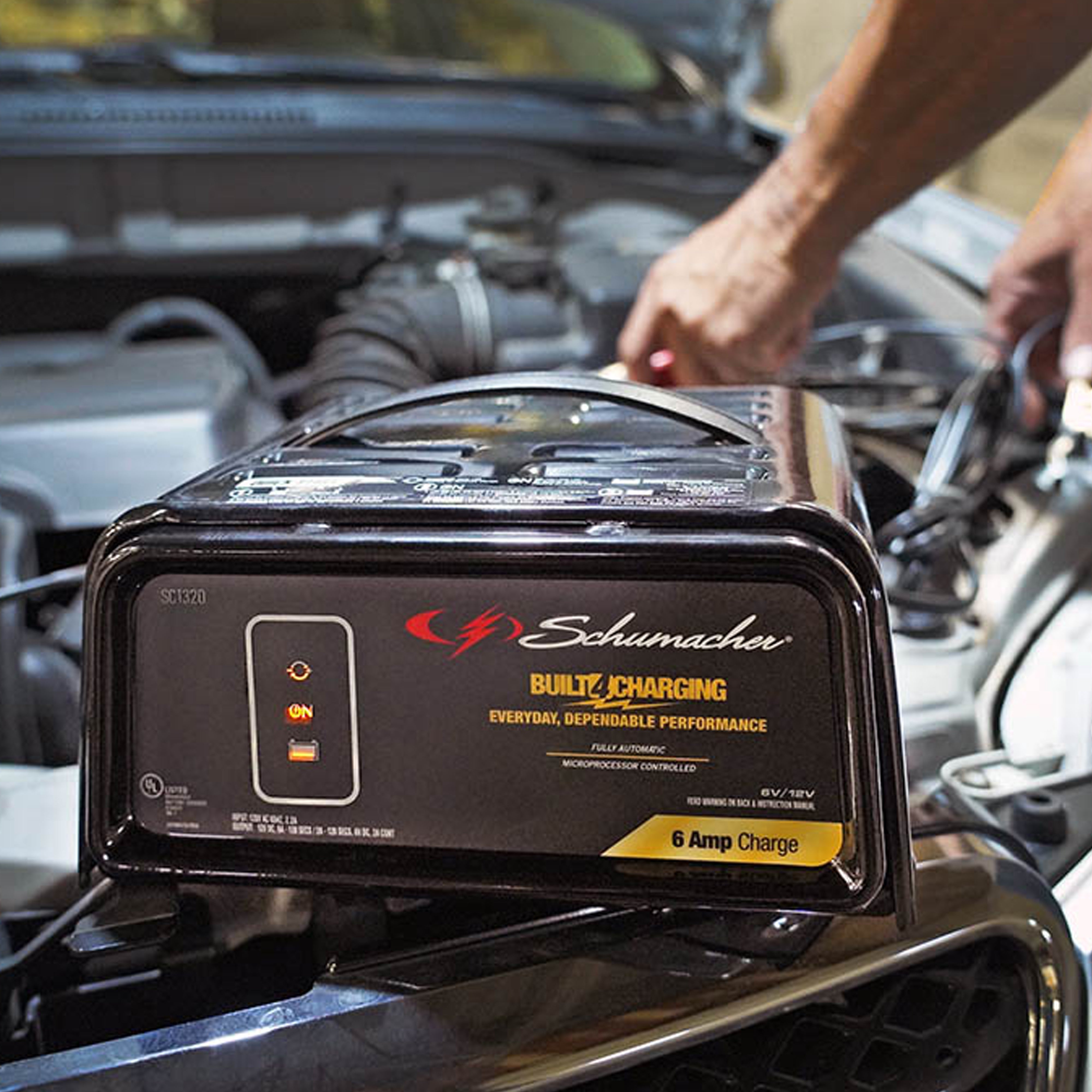 Schumacher SC1320 6-Amp 6V/12V Fully Automatic Battery Charger and Maintainer, New in Box